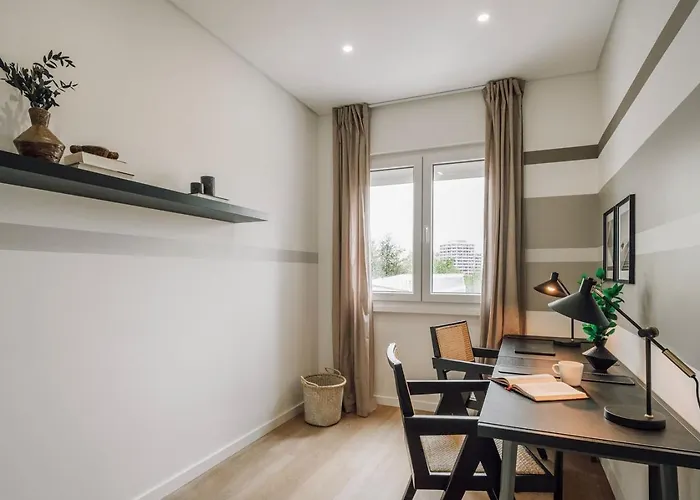 Ofir - 2 Bedrooms And Office In Alvalade