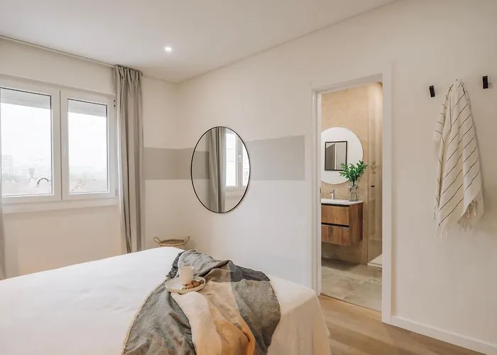 Ofir - 2 Bedrooms And Office In Alvalade 公寓 Lisboa