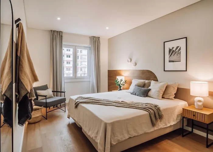 Ofir - 2 Bedrooms And Office In Alvalade