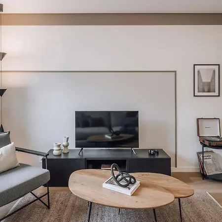 Ofir - 2 Bedrooms And Office In Alvalade Apartman *